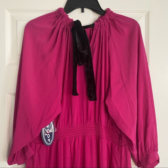 Scoop Magenta Maxi Dress - Picture 4 of 8